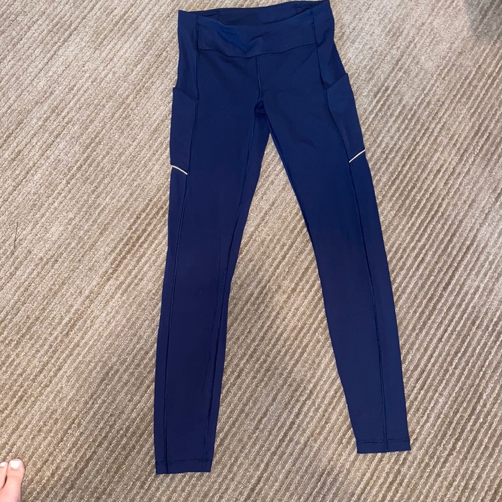 Lululemon!! - Picture 2 of 11